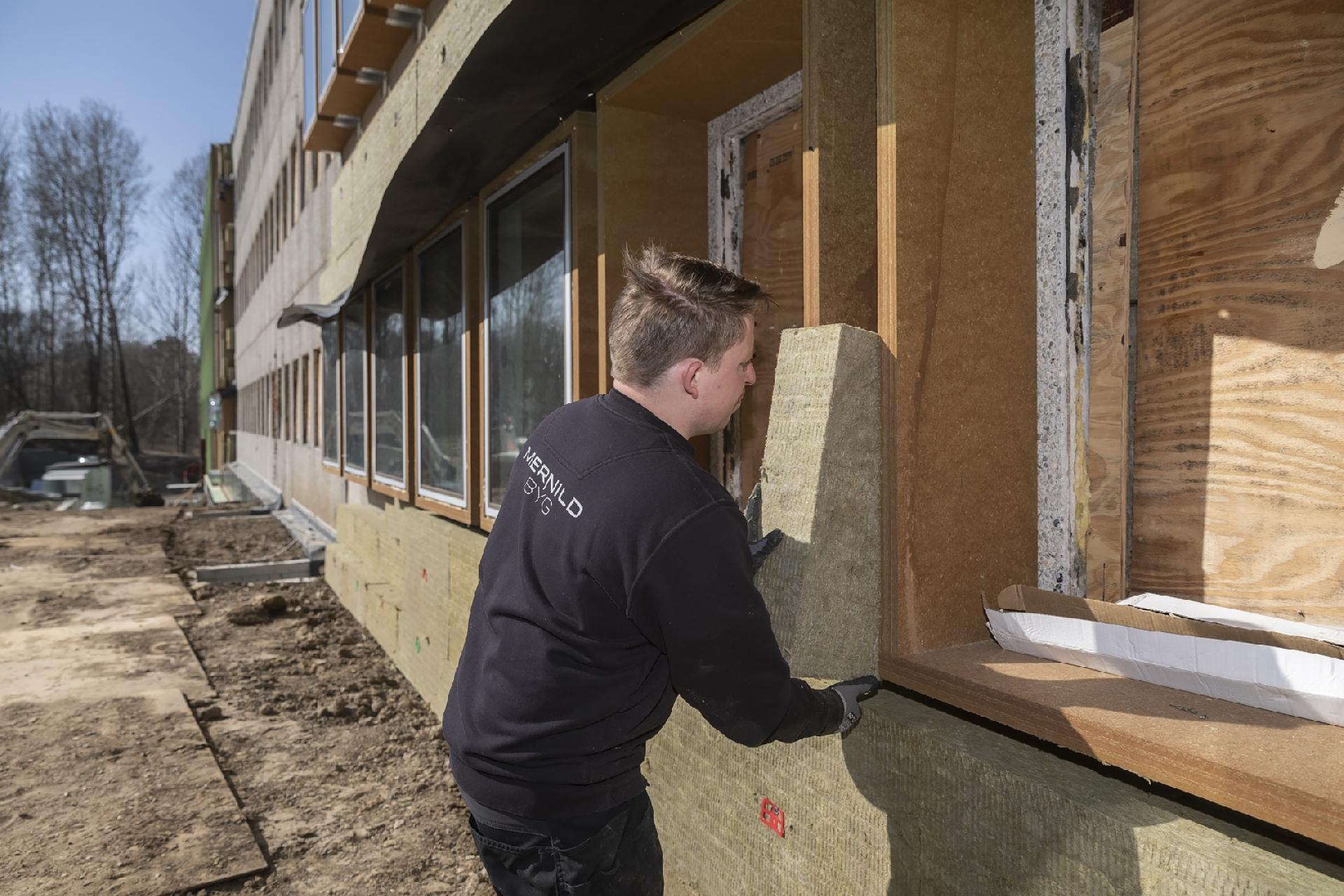 Der er selvfølgelig brugt Rockwool i forbindelse med renoveringen.