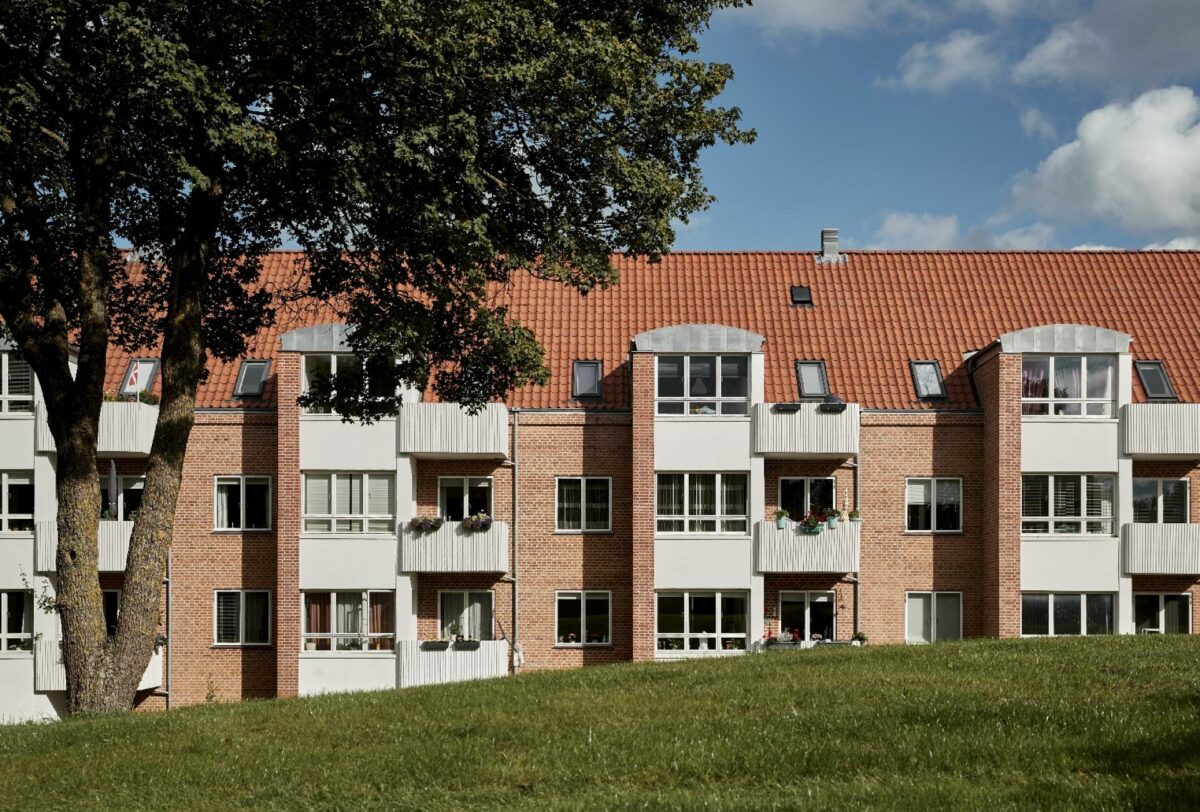 I Sønderbro i Horsens står Rum bag 32.350 m2 ind- og udvendig renovering samt nyt beboerhus. I alt 450 boliger, heraf er 130 ombygget. Foto: Jakob Lerche.