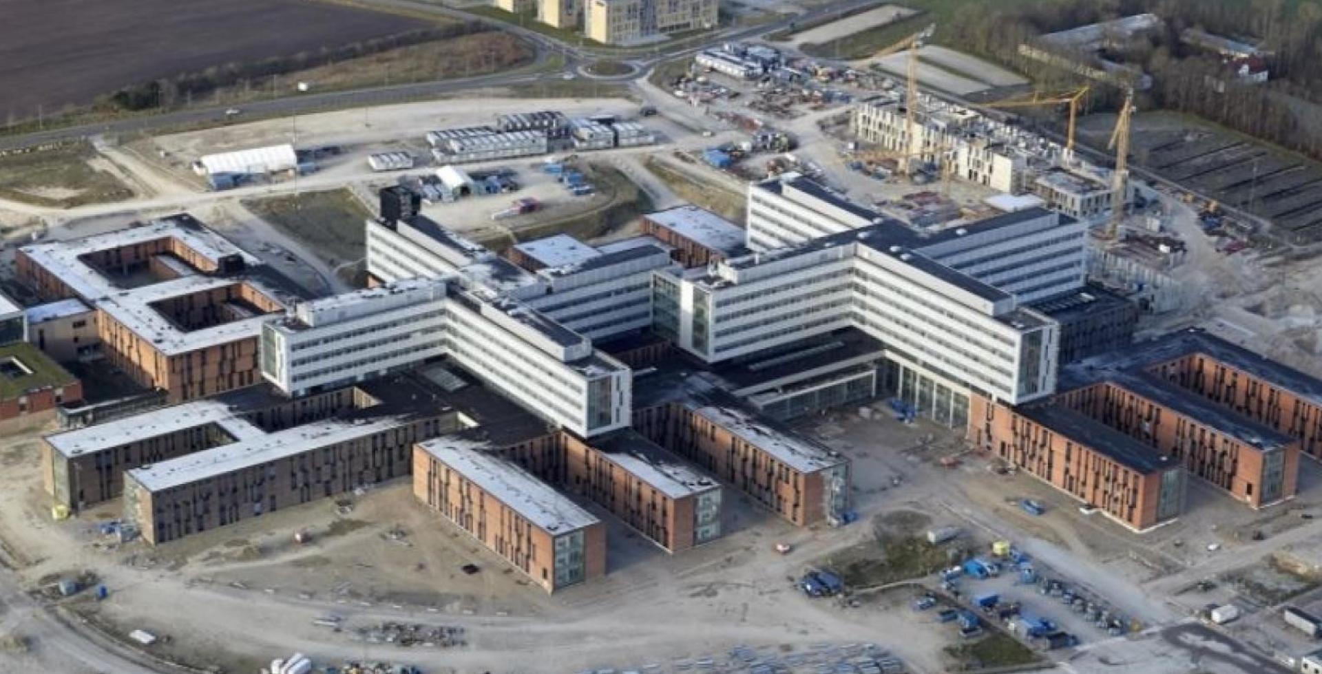 Det 134.500 kvadratmeter store hospitalsbyggeri i Aalborg har efterhånden været undervejs i 10 år. Pressefoto