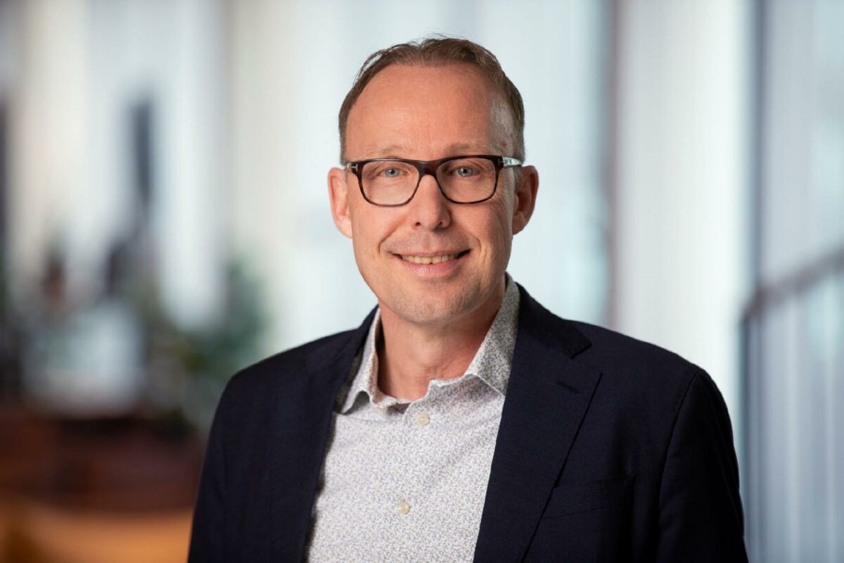 Adm. direktør i Boligkontoret Danmark, Lars Lehmann, er glad for at kunne byde endnu et medlem på egnen velkommen. Foto: Boligkontoret Danmark.