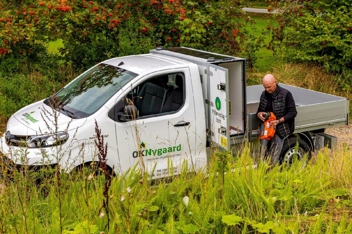 Håndholdte maskiner og biler til el er en del af vejen til målet om CO2-reduktion.