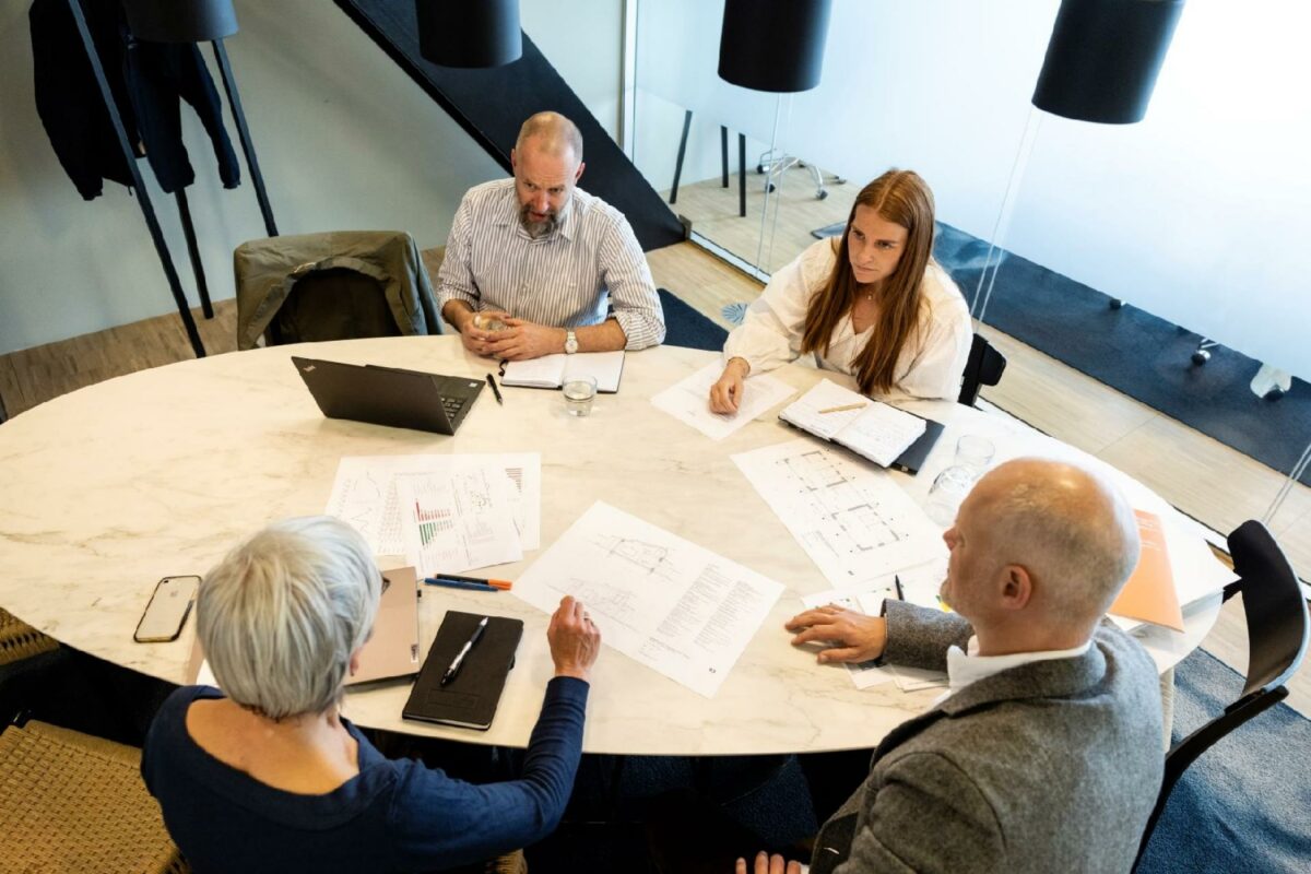 Værdibyg lancerer i dag en ny vejledning om kontraktstyring. Foto: Kontraframe.