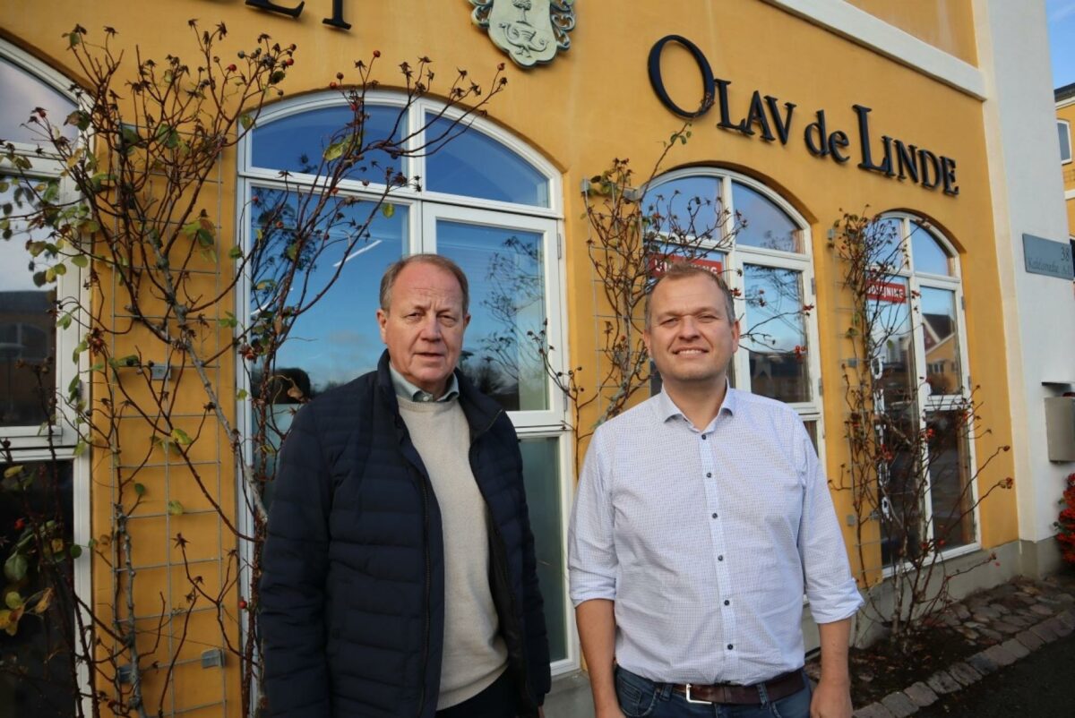 Salgschef Bent Grønvald Svendsen (tv.) fra Virkplan og Financial Manager, Michael Hougaard fra Ejendomsselskabet Olav de Linde.