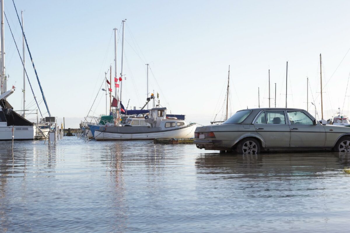 De danske kyster, herunder havne, er udsatte, når landet rammes af ekstremt vejr, og de ekstreme vejrfænomener vil komme hyppigere i fremtiden på grund af klimaforandringer. Foto: Gettyimages.