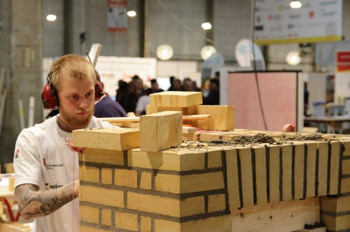 Omkring 300 unge fra erhvervsuddannelserne deltager hvert år i DM i Skills, hvor de kæmper inden for de forskellige fag om at blive landets bedste. Arkivfoto: Niels Johan Juel Jensen