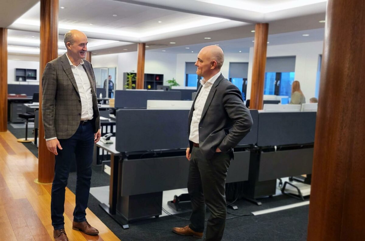 Adm. direktør i CBRE Teknisk servicepartner, Jens Frost Mikkelsen (tv.), og adm. direktør i CBRE Global Workplace Solutions, Michael Rusborg, har en ambitiøs vækststrategi for CBRE i Danmark.