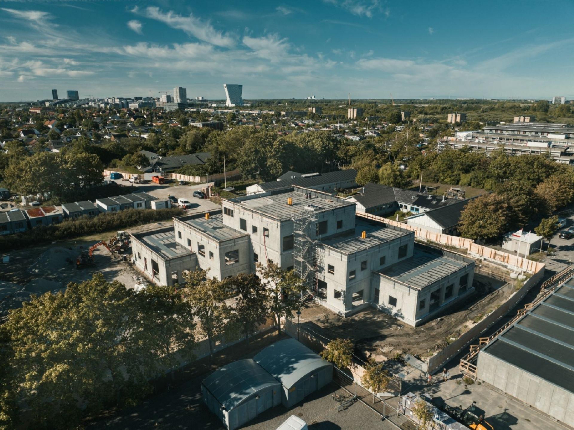 Fremover vil Pihl & Søns opgaver favne bredere og også inkludere mindre, offentlige projekter som for eksempel Urbanplanen Syd, hvor to nye fritidsinstitutioner opføres, og et bibliotek renoveres.
