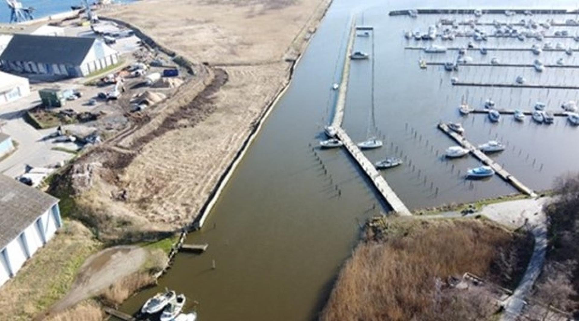 Pumpe-sluse-anlægget bygges her ved udmundingen af Kolding Å vest for Marina Syd.