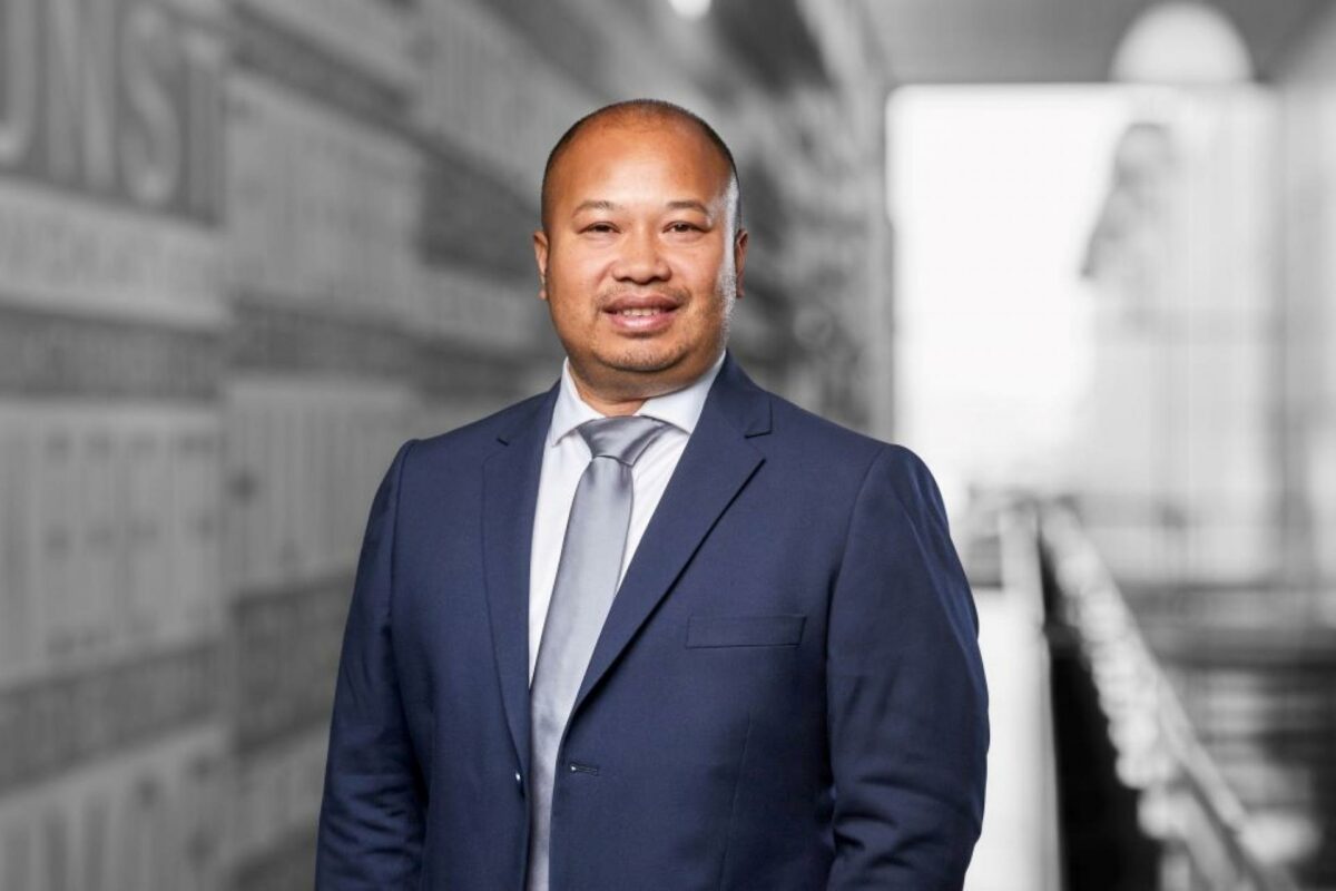 Adm. direktør Apichat Bonde.
