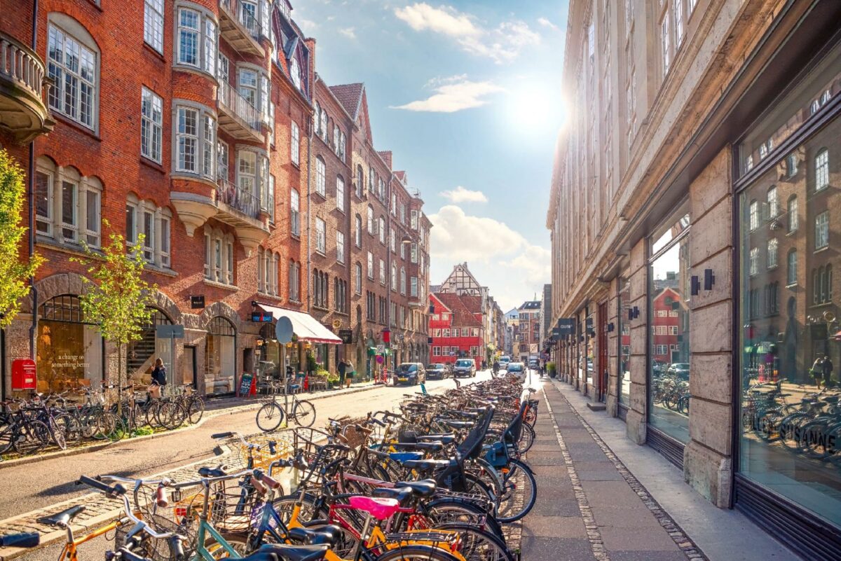 EU-Kommissionens arbejdspapir viser, at det er i de store byer - her særligt København - at danskerne bruger en stor del af deres indtægt på boligerne. Foto: Gettyimages.