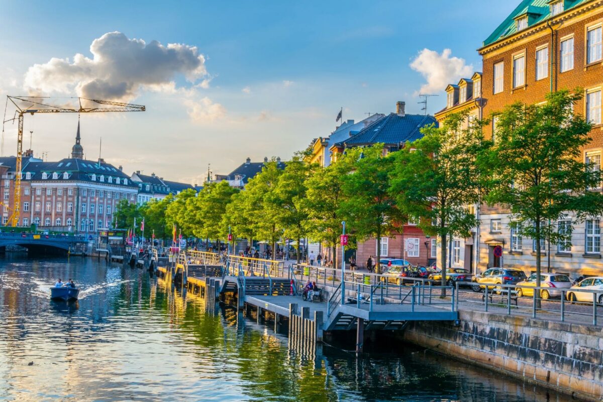 Mens villasalget stryger til tops, viser EDC's tal, at salget af ejerlejligheder fortsat er under sidste års niveau. Foto: Gettyimages.