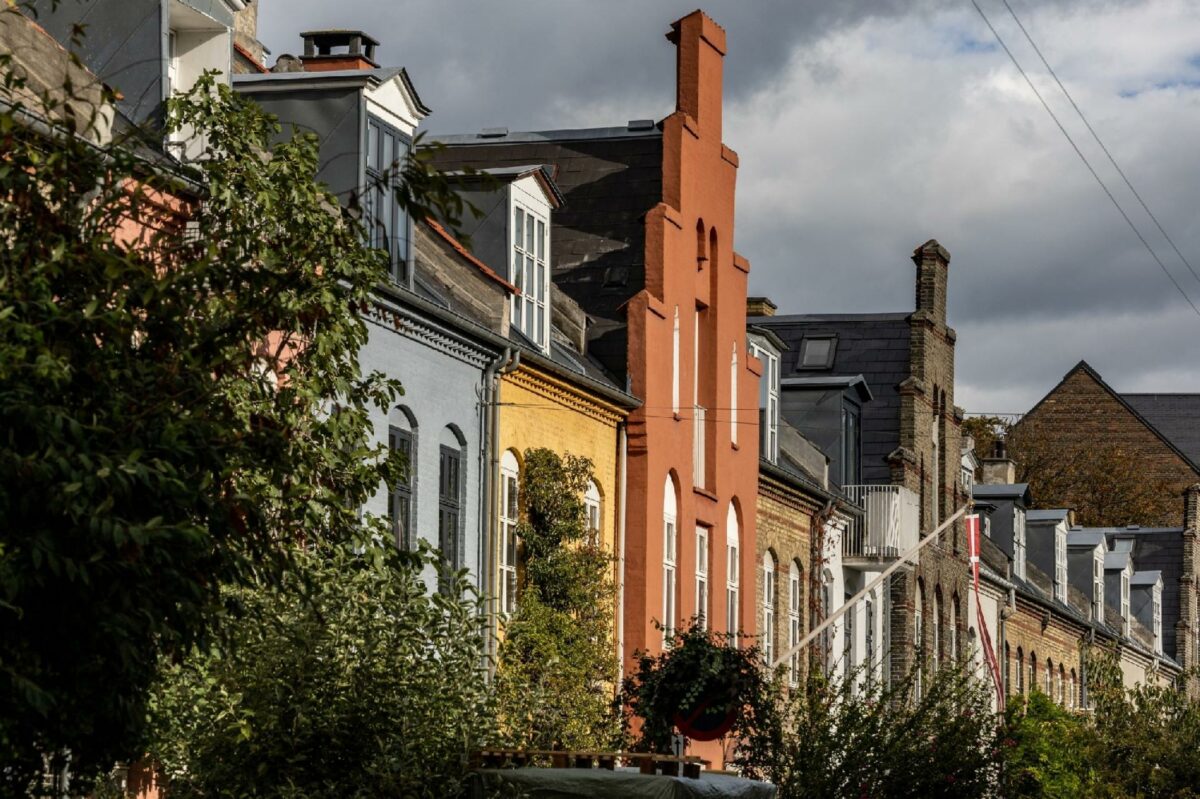 Der er især solgt mange boliger nord for og i København - her Østerbro - det seneste halve år. Foto: Getty Images