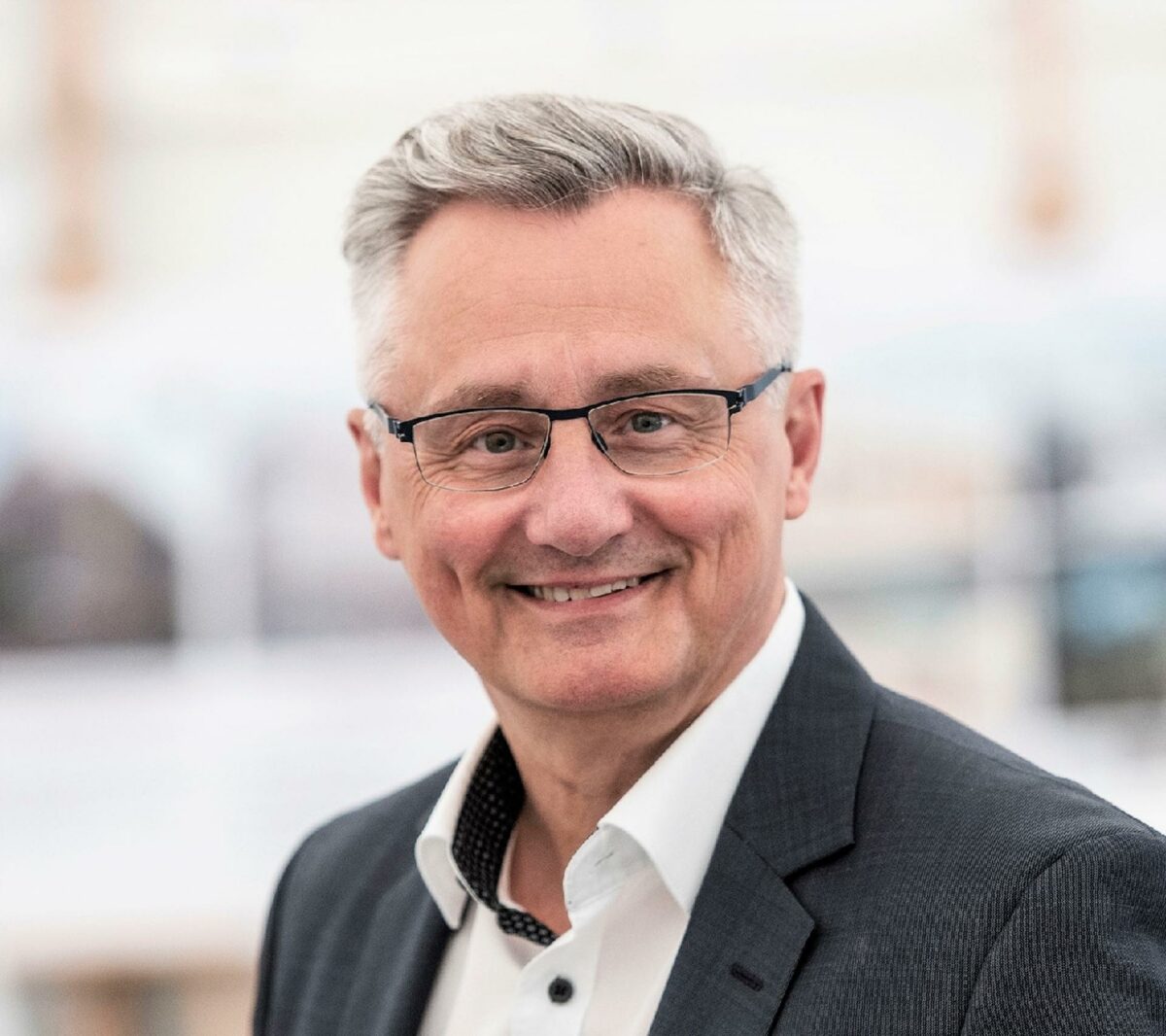 - Vanskelige business cases for vores kunder forsinker en del projekter. Dette skyldes, at den opnåelige lejeindtægt og afkastningskrav ikke modsvarer rente- og prisstigninger, siger Hoffmanns adm. direktør.