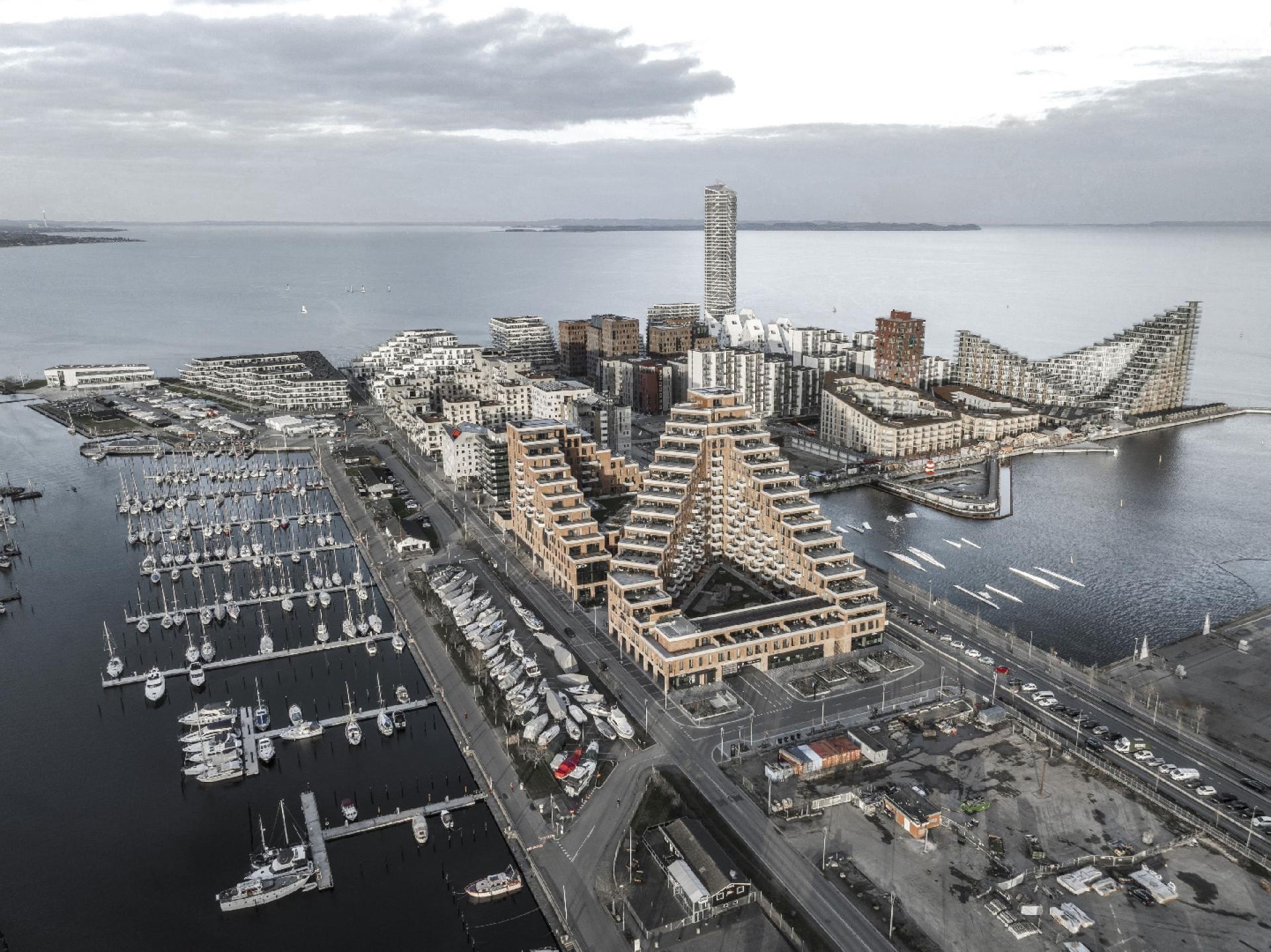 Bolig- og erhvervsprojektet Nicolinehus, der ligger mellem Aarhus Lystbådehavn og byens havnebad. Foto: Niels Nygaard.