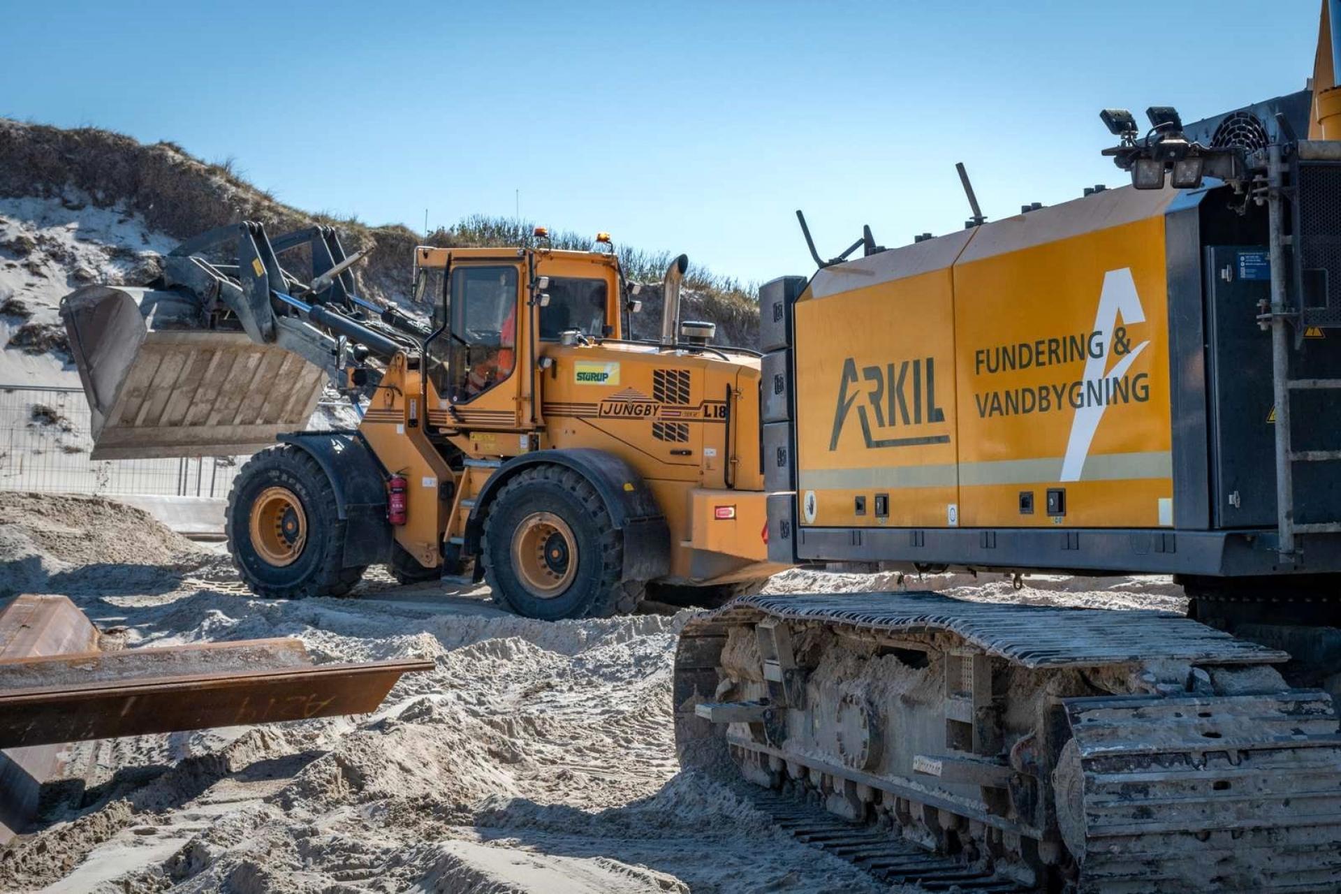 Entreprenørkoncernen Arkil udføre arbejder inden for anlæg, bro og beton, miljøteknik, asfalt, vejservice samt vandbygning og fundering.