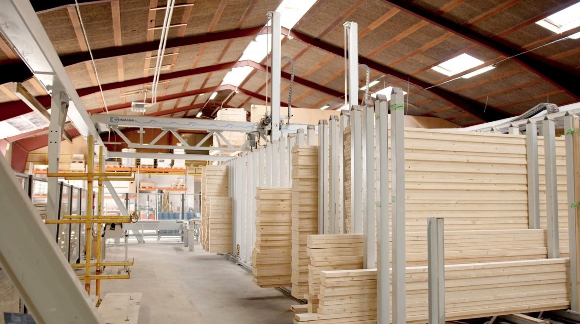 Scandi Byg leverer industrielt fremstillet byggeri af bl.a. boliger, kontorer, institutioner og skoler.