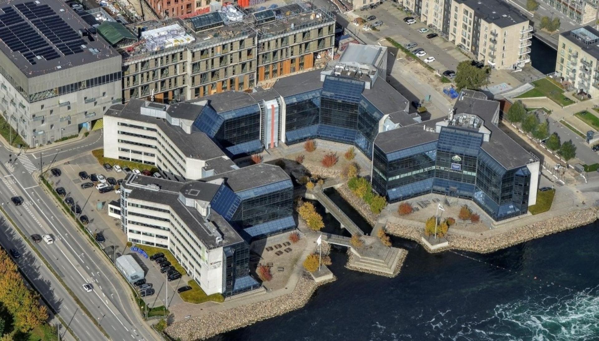 I forbindelse med nedrivningen af Nauticon-bygningen i København bliver store dele af materialerne genanvendt eller upcyclet i andre af bygherren Danica Ejendommes byggeprojekter. Arkivfoto