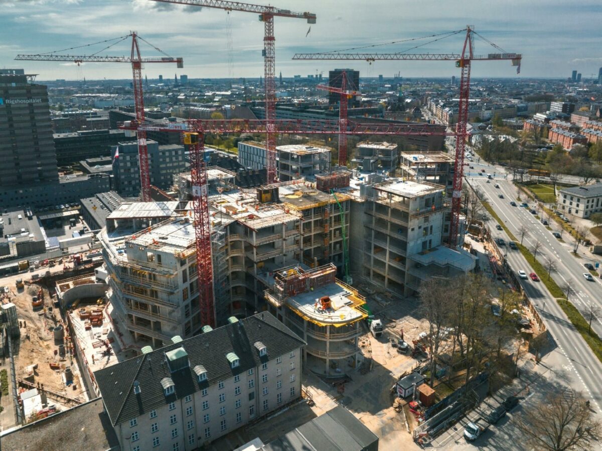 LM Byg har i konsortium med M.J. Eriksson opført råhus, lukning og alle udvendige bygningsarbejder på facade og tag på projektet.