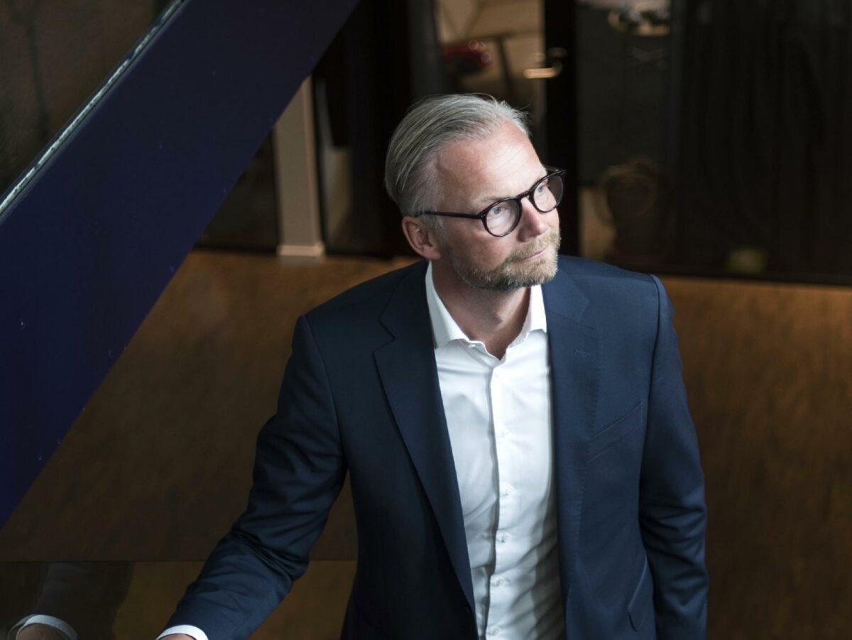 CEO Søren Brogaard, Trackunit, ser 2024 som et helt særligt år for både virksomheden, men også erhvervslivet generelt, og det skyldes AI.