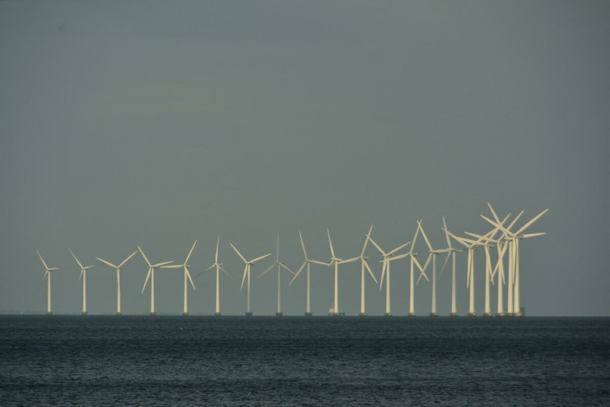 Med energiaftalen udbydes tre nye havvindmølleparker frem mod 2030, hvor den første bliver Danmarkshistoriens største på 800 MW, som etableres i perioden 2024-2027. Foto: Colourbox