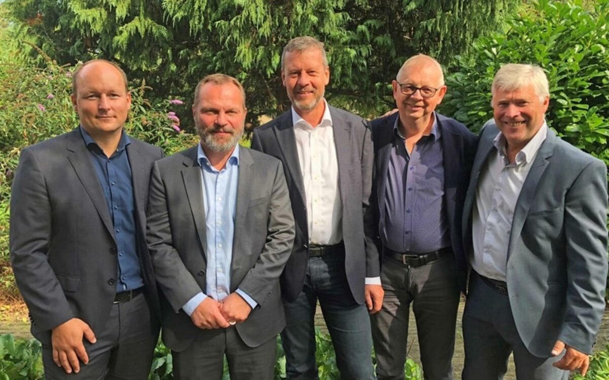 Fra venstre: Jacob Ilsøe, Norconsult, Thomas Bolding Rasmussen, Norconsult, Jens Kærsgaard, KAAI, Niels Andersen, KAAI og Egil Gossé, Norconsult. Foto: Pressefoto