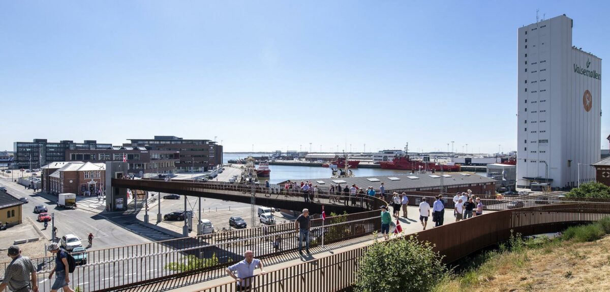 Esbjerg Kommune vinder Byplanprisen 2018. Blandt andet for "Landgangen", som er en ny broforbindelse mellem Esbjerg by og havn. Fotograf: Esbjerg Kommune.