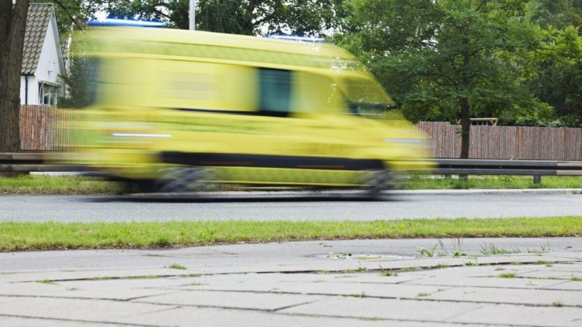 Der er stadig få informationer om den 58-årige mand, der blev kørt på hospitalet under eskorte. Foto: Colourbox.