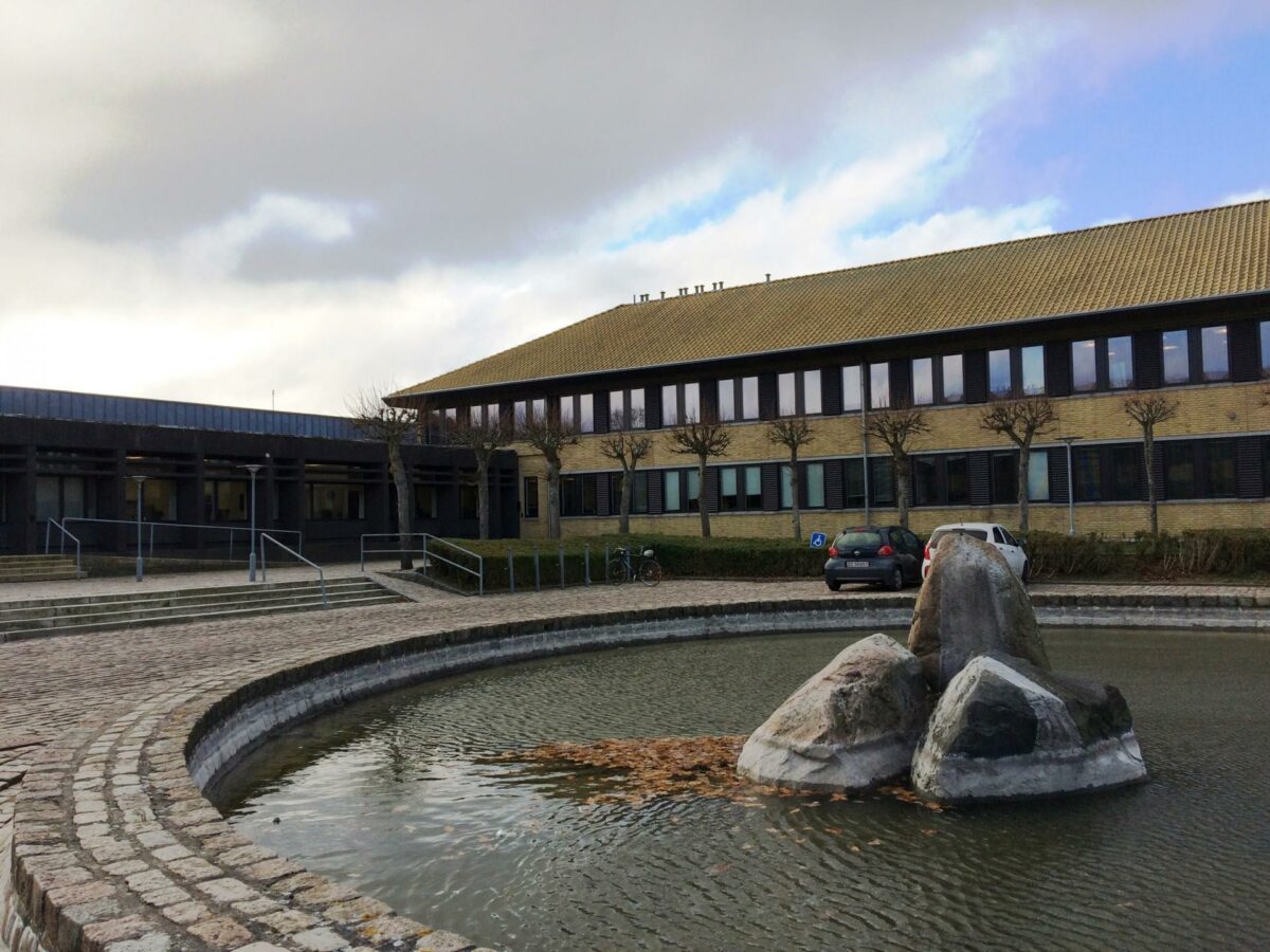 Tre entreprenører er nu prækvalificeret til opgaven med en modernisering af den tidligere amtsgård i Aarhus. Pressefoto.