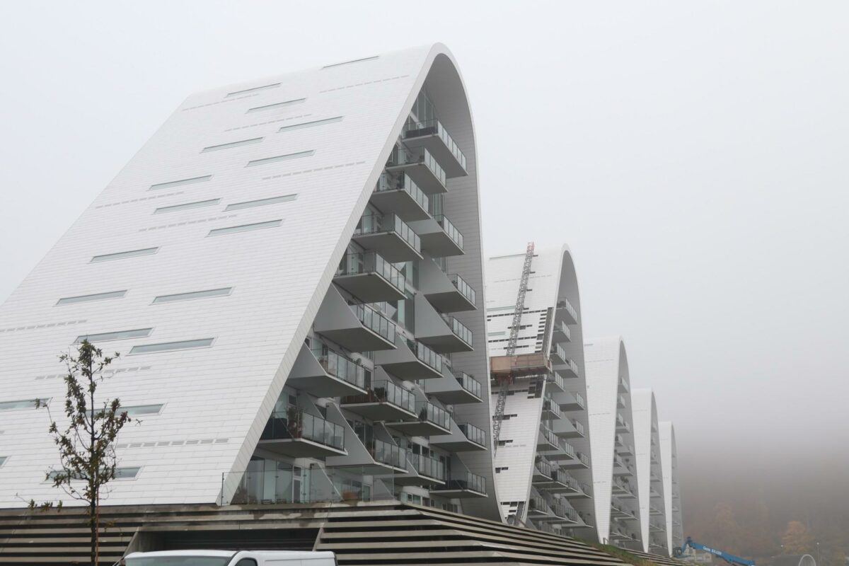 Unge mennesker med interesse for arkitektur og design kan få en forsmag allerede i løbet af deres ungdomsuddannelse på Aarhus Katedralskole. Foto: Torben Jastram.