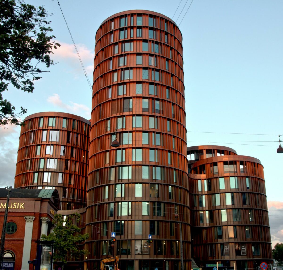 Axel Towers er blandt de danske nominerede til Mies van der Rohe-prisen. I alt er 383 nominerede - heraf 10 fra Danmark.