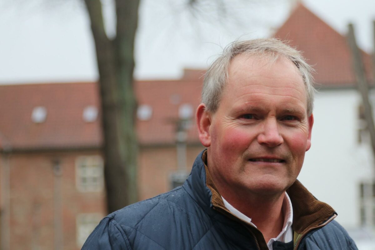 Claus Johnsen kommer fra en håndværksfamilie. Oldefar var stenhugger, farfar havde egen entreprenørvirksomhed, og faren var murer. Foto: Mathias Hansen.