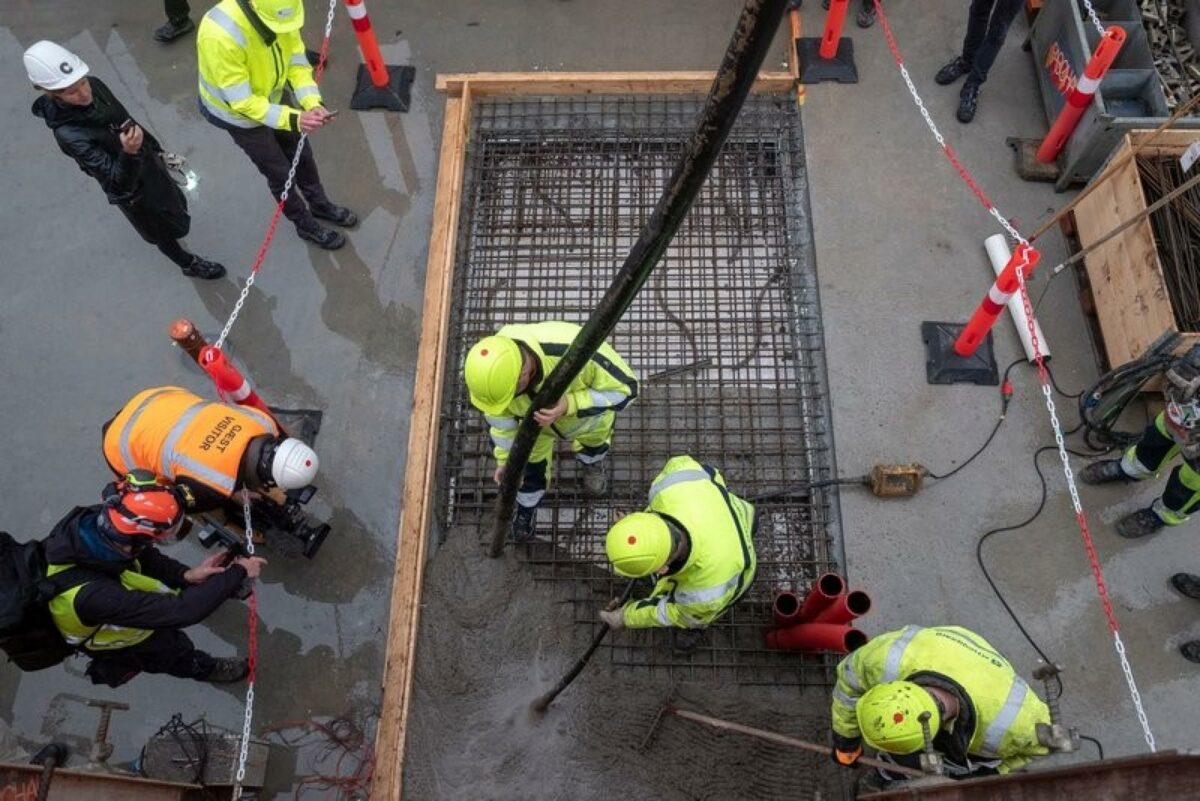 På byggiet ved DTU har man benyttet en ny type "grønnere" beton, som er mere skånsom for miljøet. Foto: Torben Eskerod.