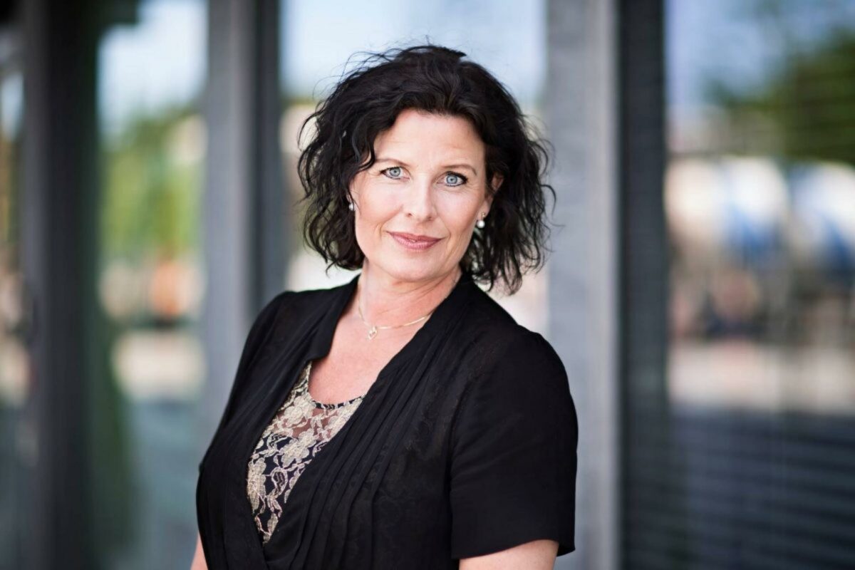 Mira Trolle har med Seminarium fået foden under eget bord.