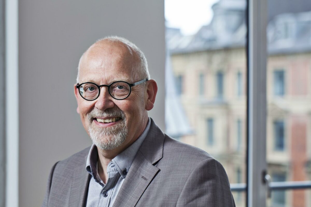 Med det nye byggepartnerskab vælger vi at organisere byggeprojekter på en ny måde, der skal være med til at sikre bedre resultater i såvel renoveringer som nybyggeri, forklarer byggedirektør Rolf Andersson, KAB. Pressefoto.