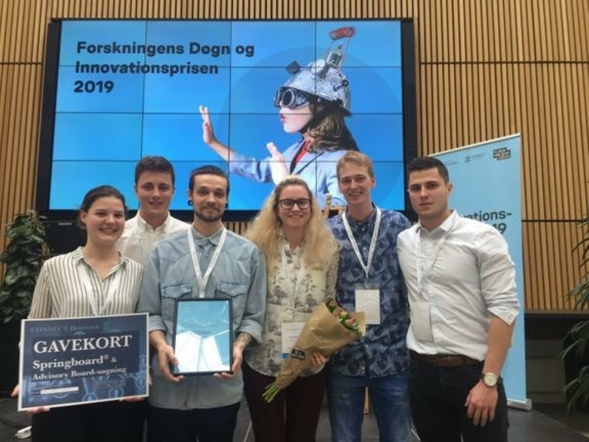 CikoTag vandt Innovationsprisen 2019. Gruppen består af studerende fra Bygningskonstruktøruddannelsen i Aarhus. Pressefoto.