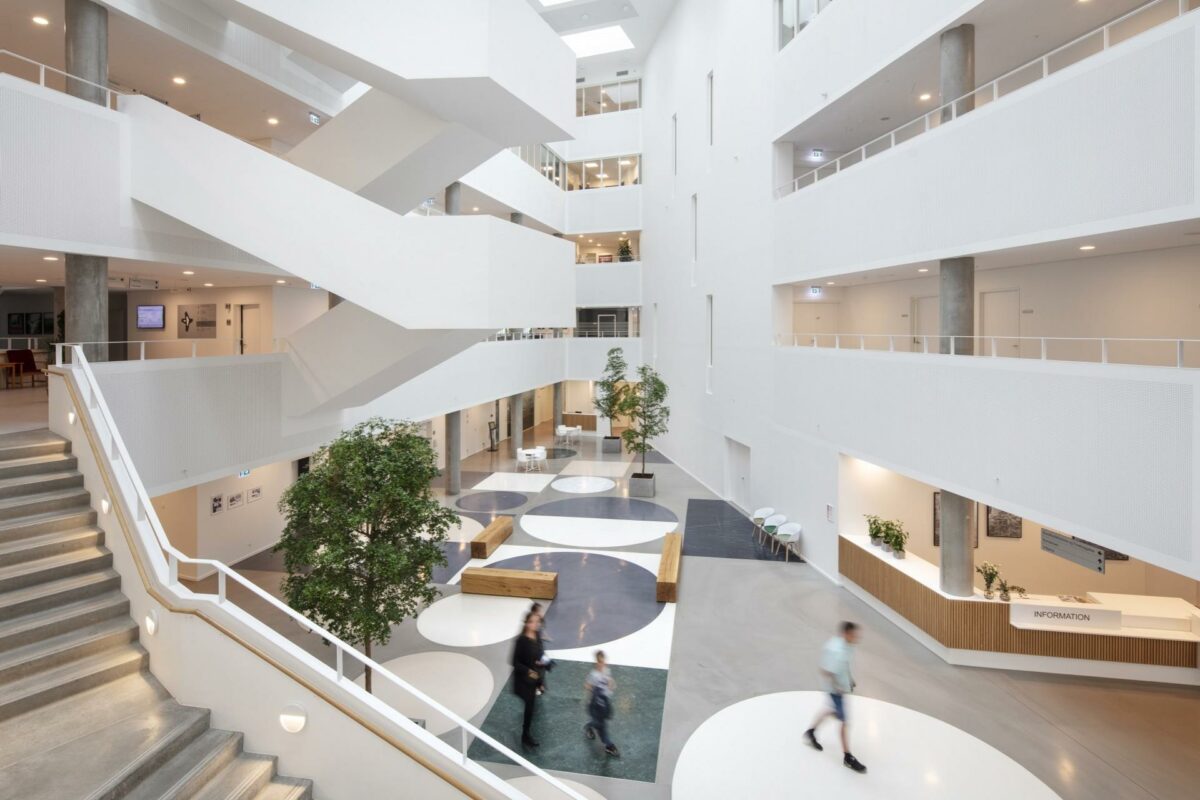 Center for Sundhed i Holstebro har vundet prisen for Årets sundhedsbyggeri 2018. Foto: Arkitema Architects/Niels Nygaard.