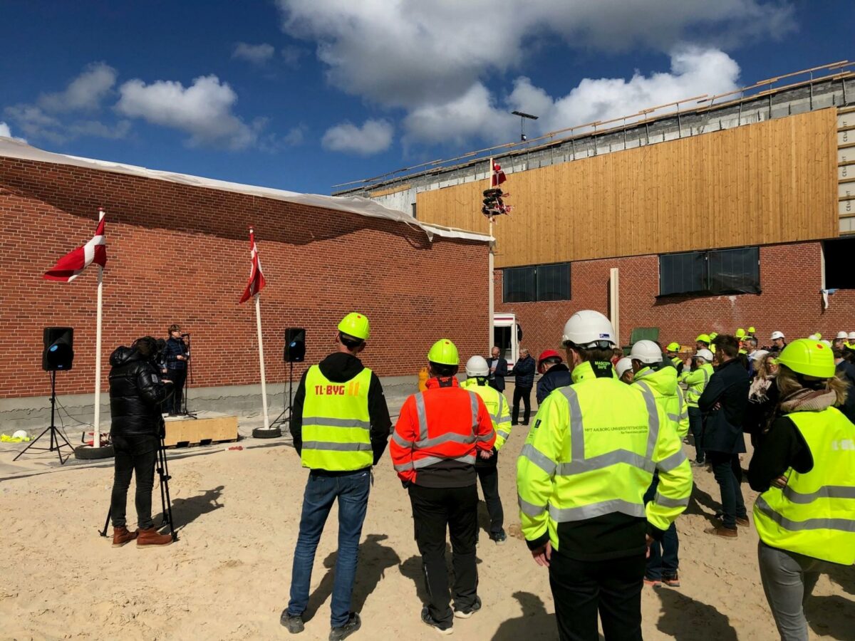 Byggeriet skal være klar til næste forår. Pressefoto.