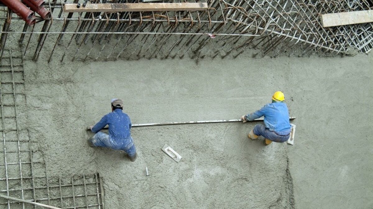 Der kommer flere og flere udenlandske arbejdere i byggeriet. Men det er godt, mener Dansk Byggeri. Foto: Colourbox.