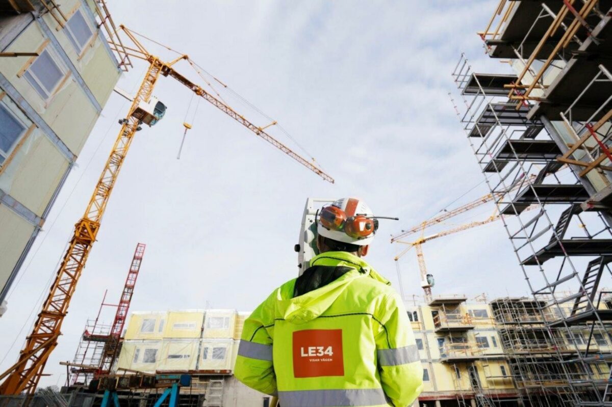 Landinspektørerne fra LE34 breder til Sverige. Foto: LE34.