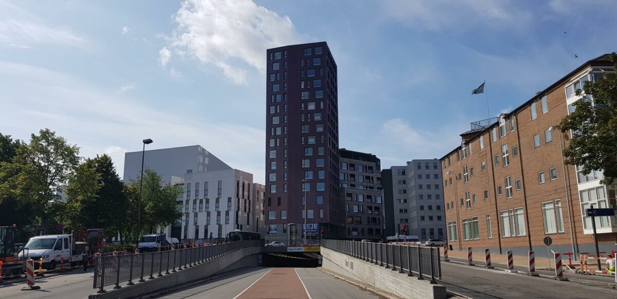 Kun domkirken rager højere op end TBT Tower. Pressefoto.