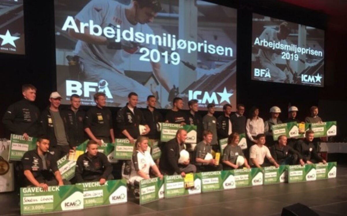 Arbejdsmiljøprisen blev sidste år uddelt ved DM i Skills. Foto: Branchefællesskabet for arbejdsmiljø i Bygge & Anlæg.