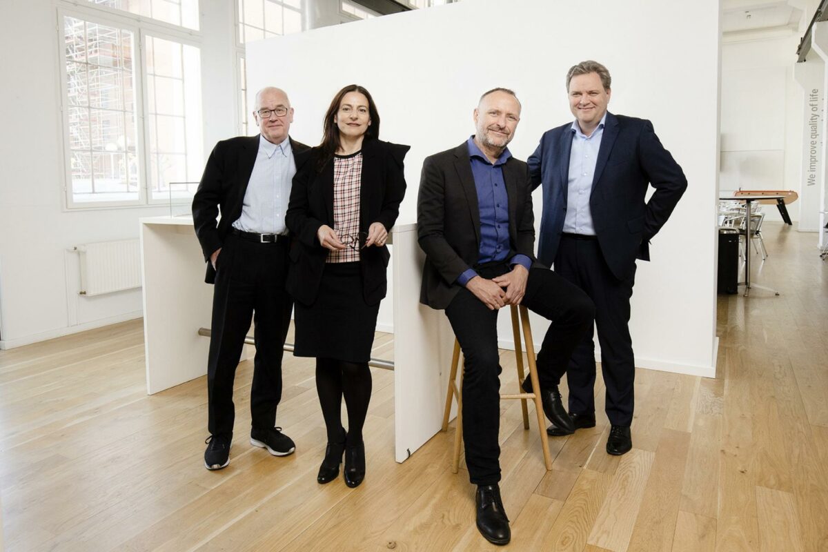 PLH's partnergruppe. Fra venstre er det Ole Jonsson, Paulette Christophersen, Lars Toksvig og Søren Mølbak