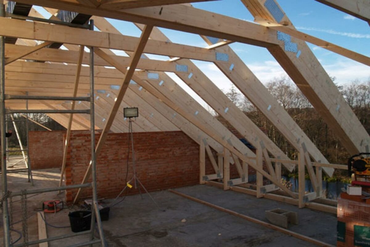 Træspær er der stadig salg i. Foto: Roust Træ.