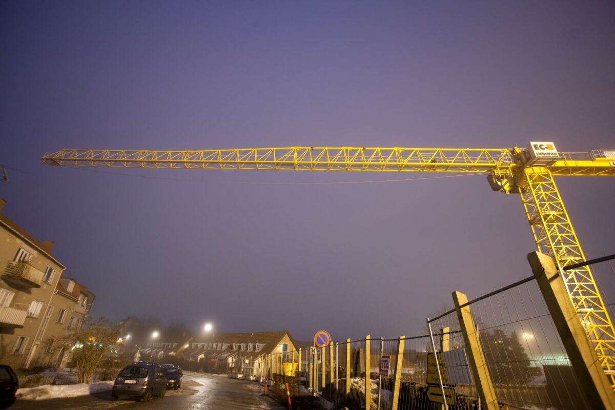 Kom i gang med at renovere den almene boligmasse, lyder opfordringen fra BL og Dansk Byggeri. Det kan skabe vækst og redde lærepladser. Foto: Colourbox.