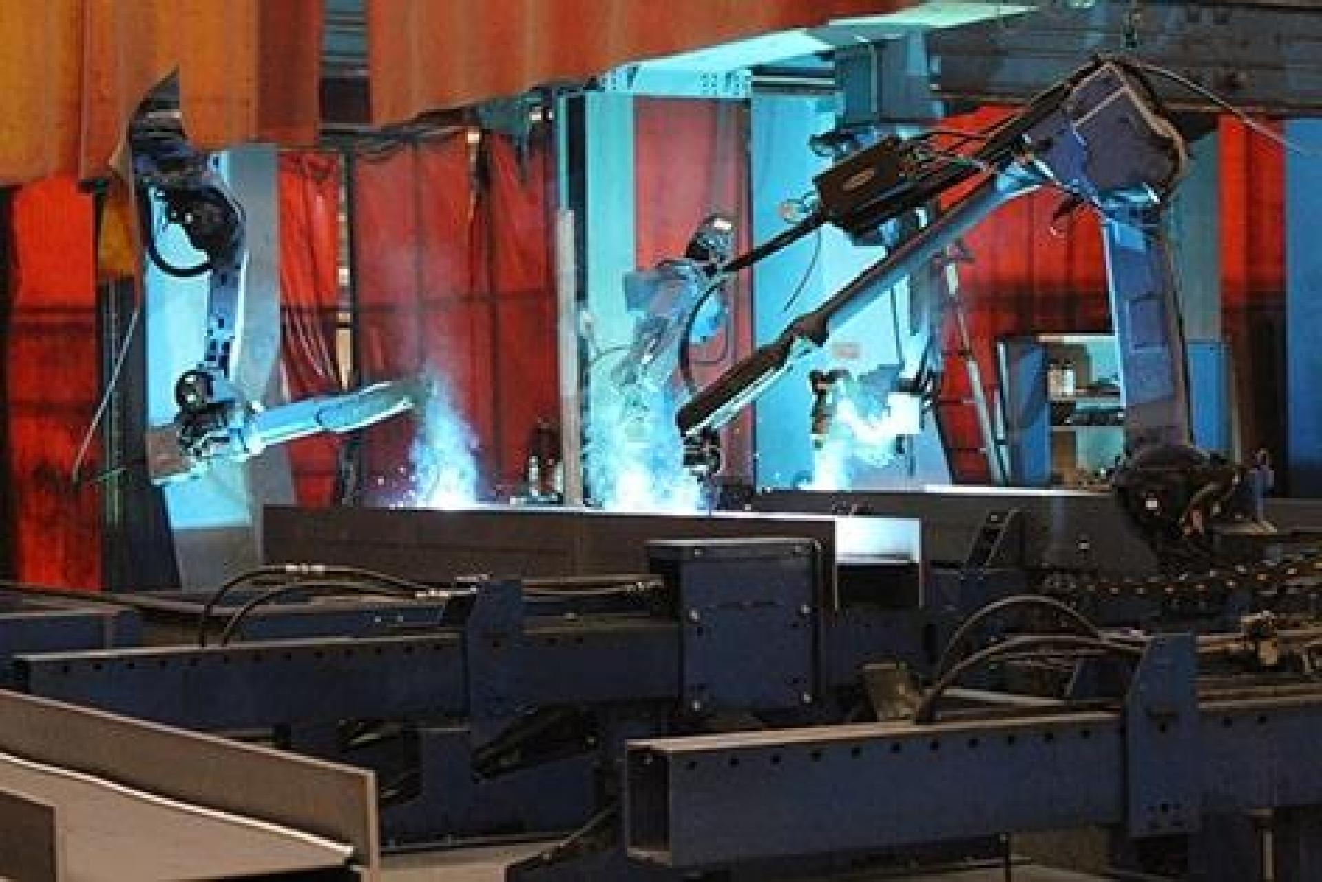 Robotter er det næste ben i vækststrategien for Give Steel. Pressefoto. 