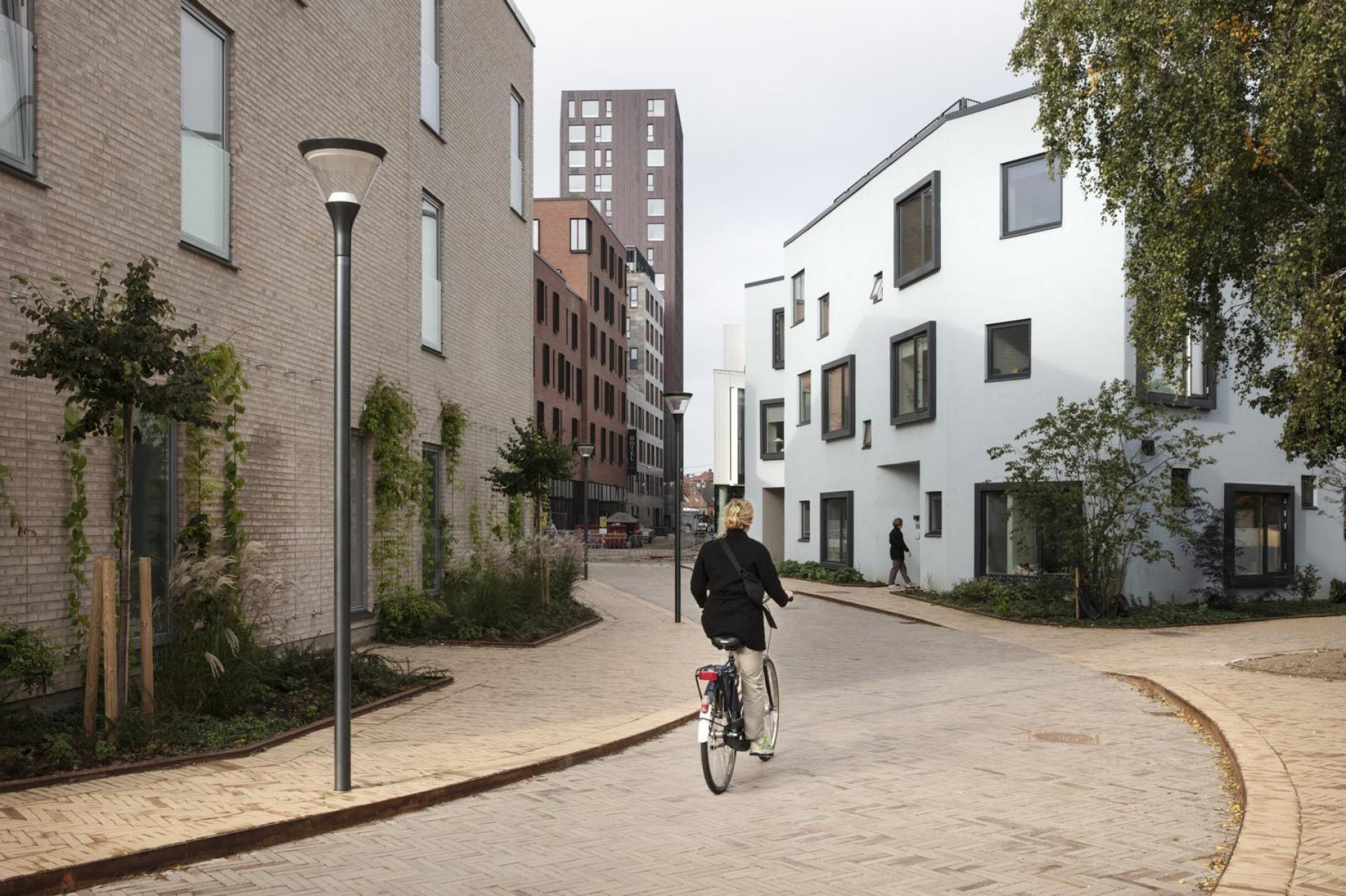 Fra gade til by - Swecos arkitekter og ingeniører har gennem hele 2019 arbejdet med omdannelsen af den firsporede Thomas B. Thriges Gade, som gennem årtier har skåret Odense bymidte over i to dele. Nu er gaden lukket for trafik og omdannes til en helt ny bydel med boliger, byrum, kultur og erhverv. Pressefoto.