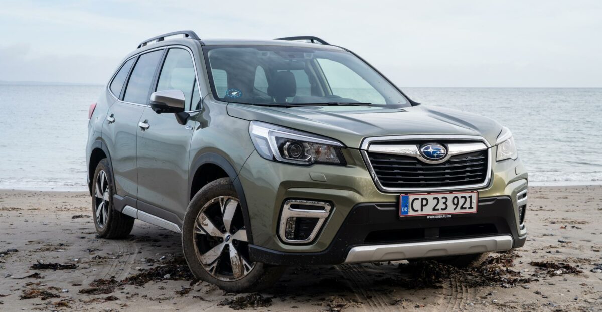 Subaru Forester opleves som en komfortabel og letkørt bil.  Den har masser af moderne sikkerhedsudstyr og måske det bedste firehjulstræk i sin prisklasse. Foto: Frederik Lind Olsen.