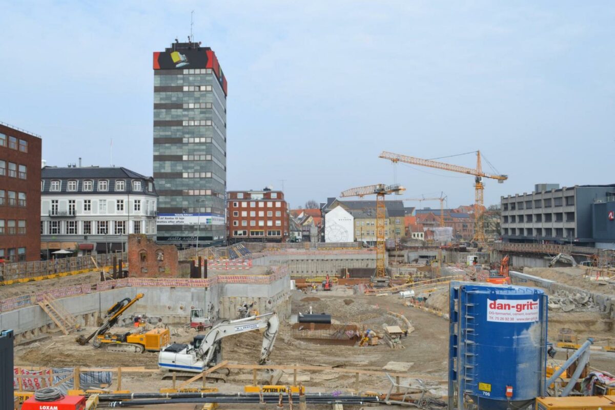 Det skal blandt andet blive nemmere at dele oplysninger om byggeaffald, så det kan blive genanvendt af andre aktører. Foto: Colourbox. 