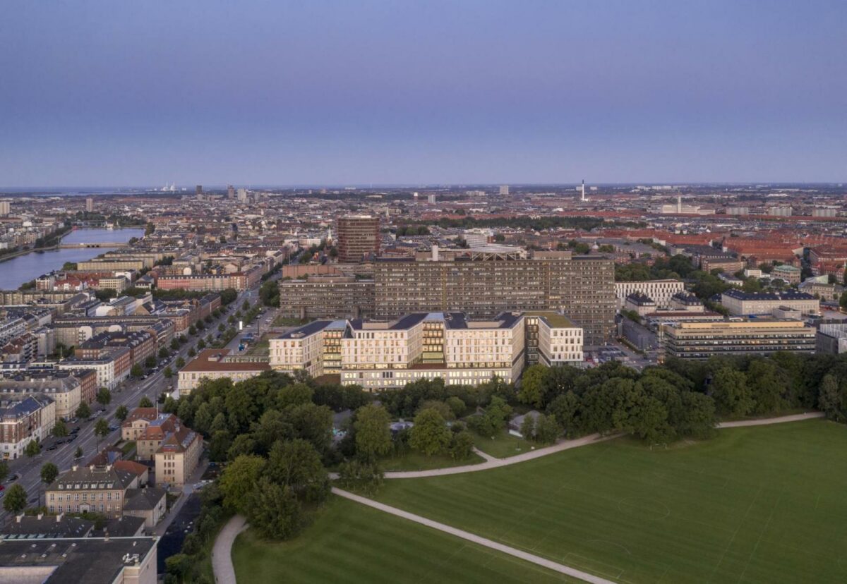 Nordfløjen er udformet med et originalt og skarpt blik for patienttrivsel og heling, sundhedspersonalets behov og fremtidens hospitalsfunktioner. Foto: Adam Mørk.