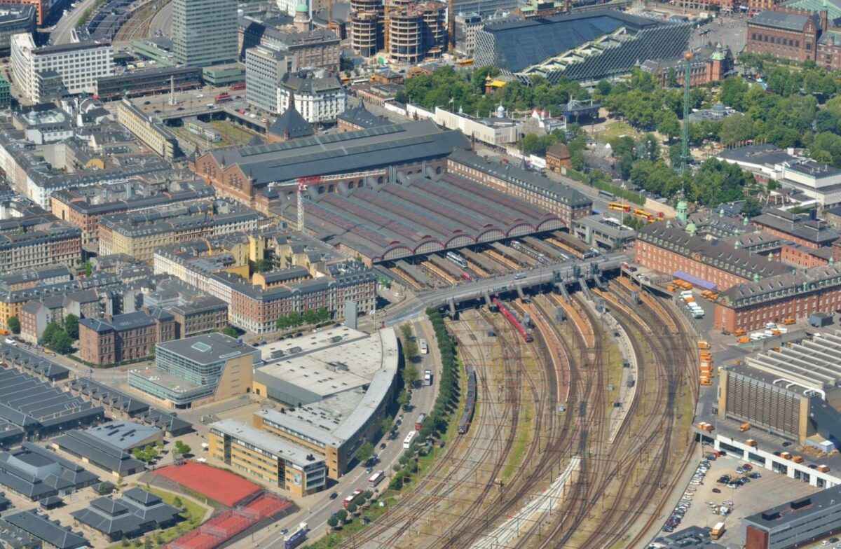 DSB skal have nye værksteder i København og Aarhus. Foto: Colourbox.